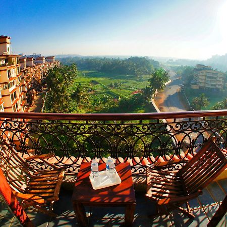 Hotel The Fern Residency, Miramar à Panaji Extérieur photo